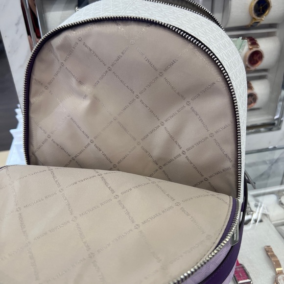 MICHAEL KORS Rhea Medium Color-Block Signature Logo Backpack - Picture 9 of 12